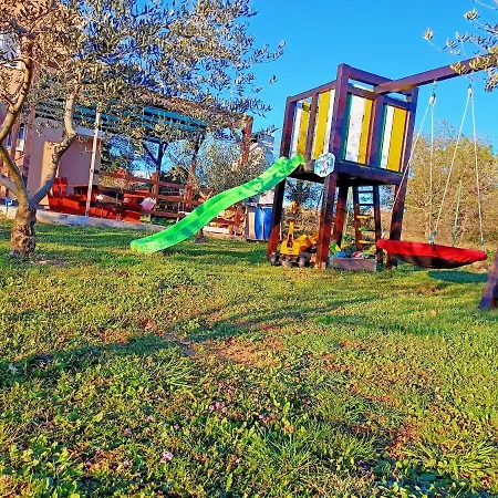 Villa Luka Policnik